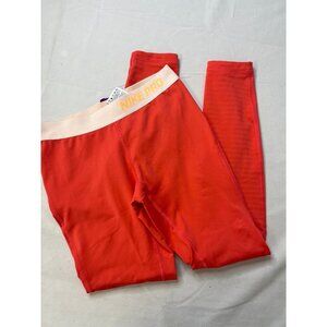 Womens Large Nike Pro Leggings - Size Large